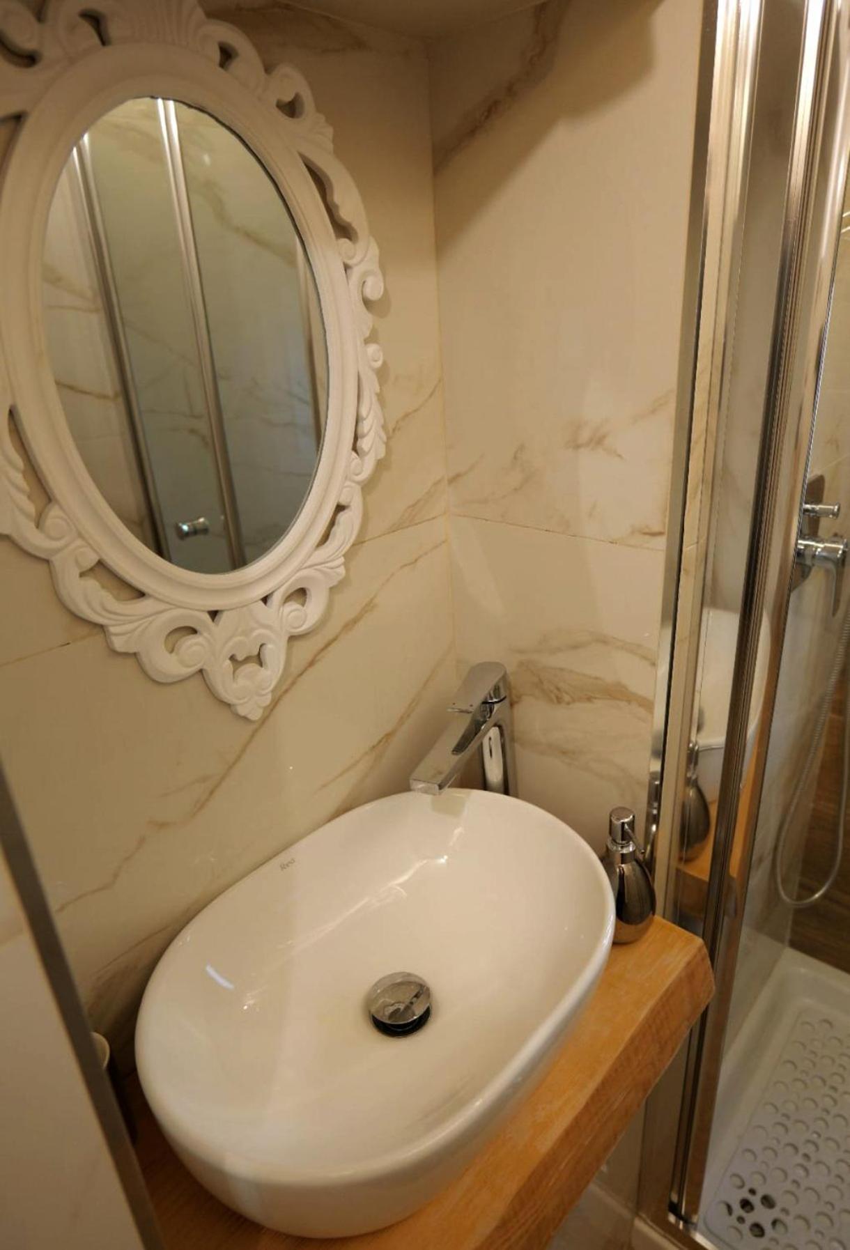 Casamira B&B Napoli Centrale Dış mekan fotoğraf